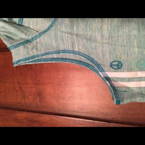 Blue tank top with hood - Picture 4 of 7